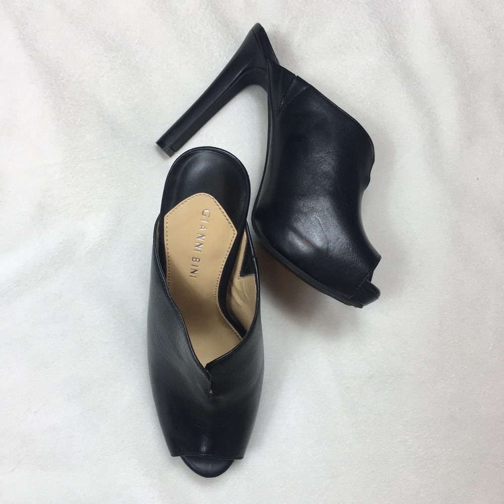 Gianni Bini Black Heels